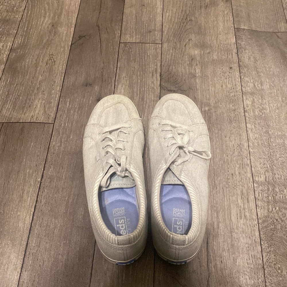 Keds gently worn size 9 womens shoes